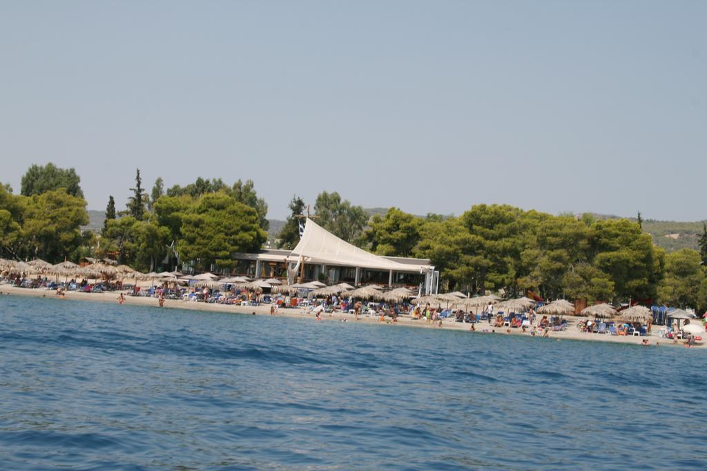 איוי תיאודורי Siagas Beach Hotel מראה חיצוני תמונה