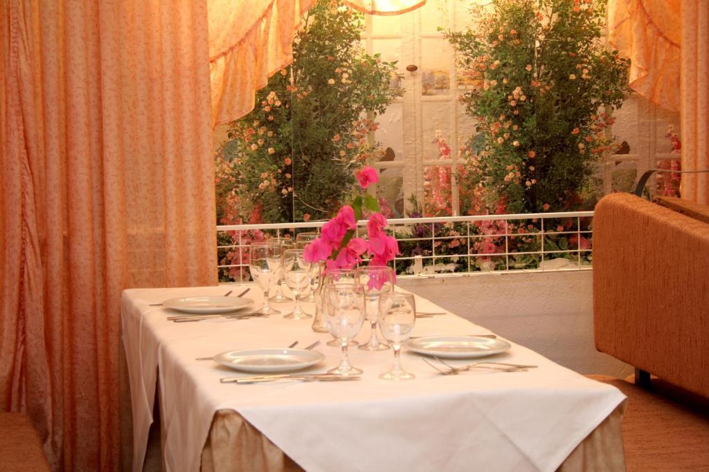 איוי תיאודורי Siagas Beach Hotel מראה חיצוני תמונה