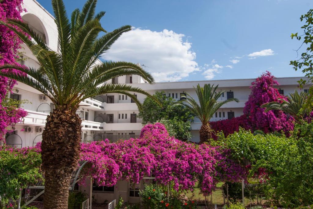 איוי תיאודורי Siagas Beach Hotel מראה חיצוני תמונה